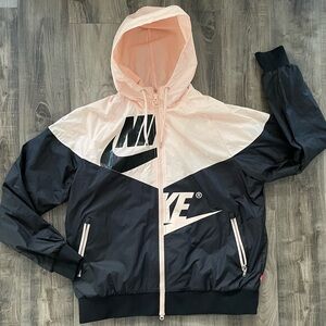 Nike Wind Breaker